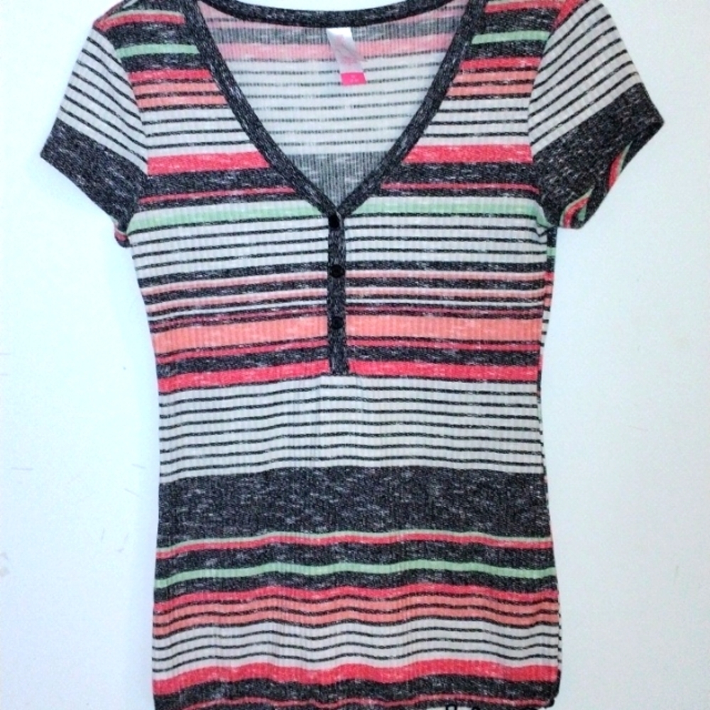 Short sleeve T-shirt